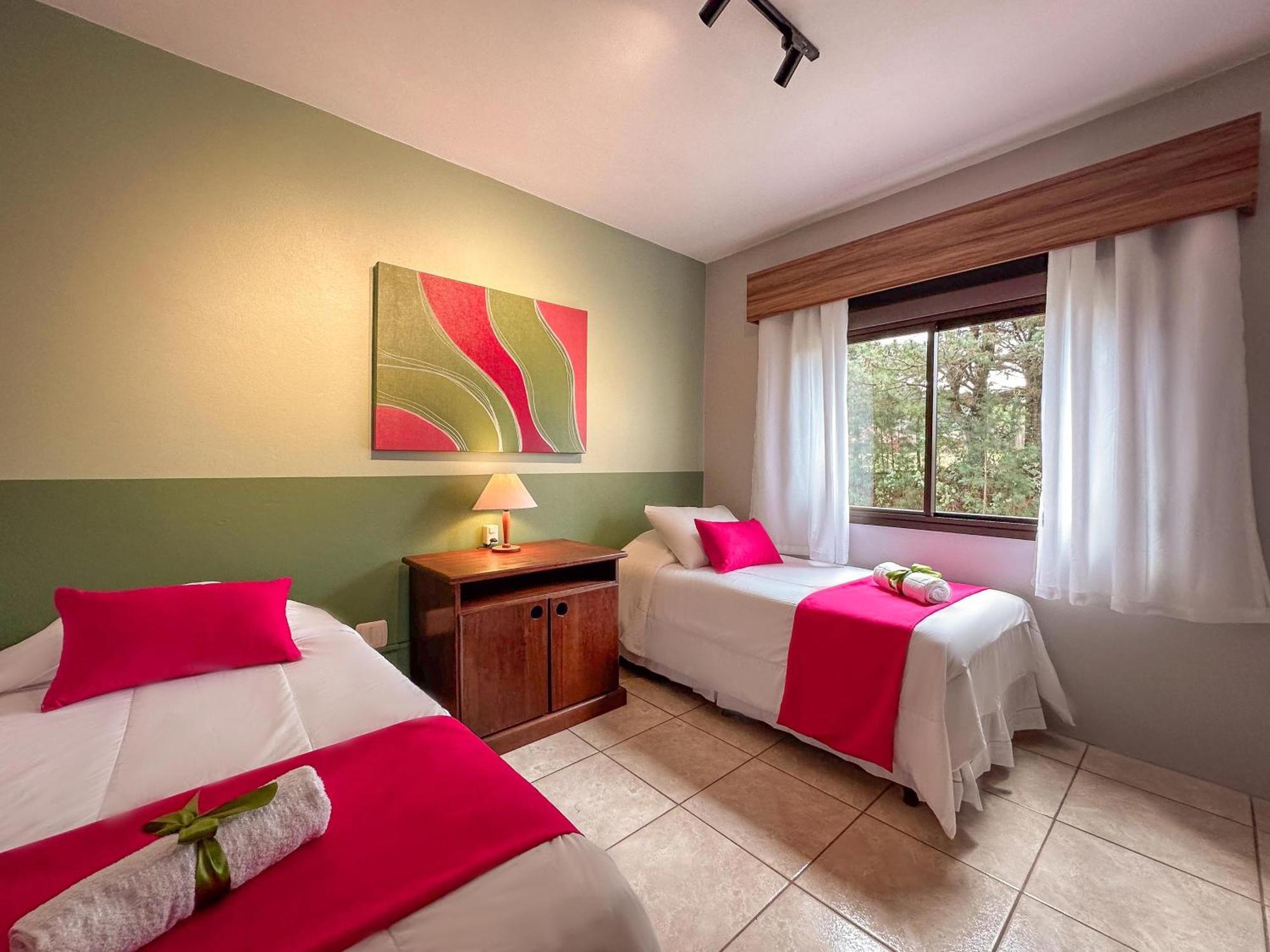 Luzzy Hotel Canela Exterior photo